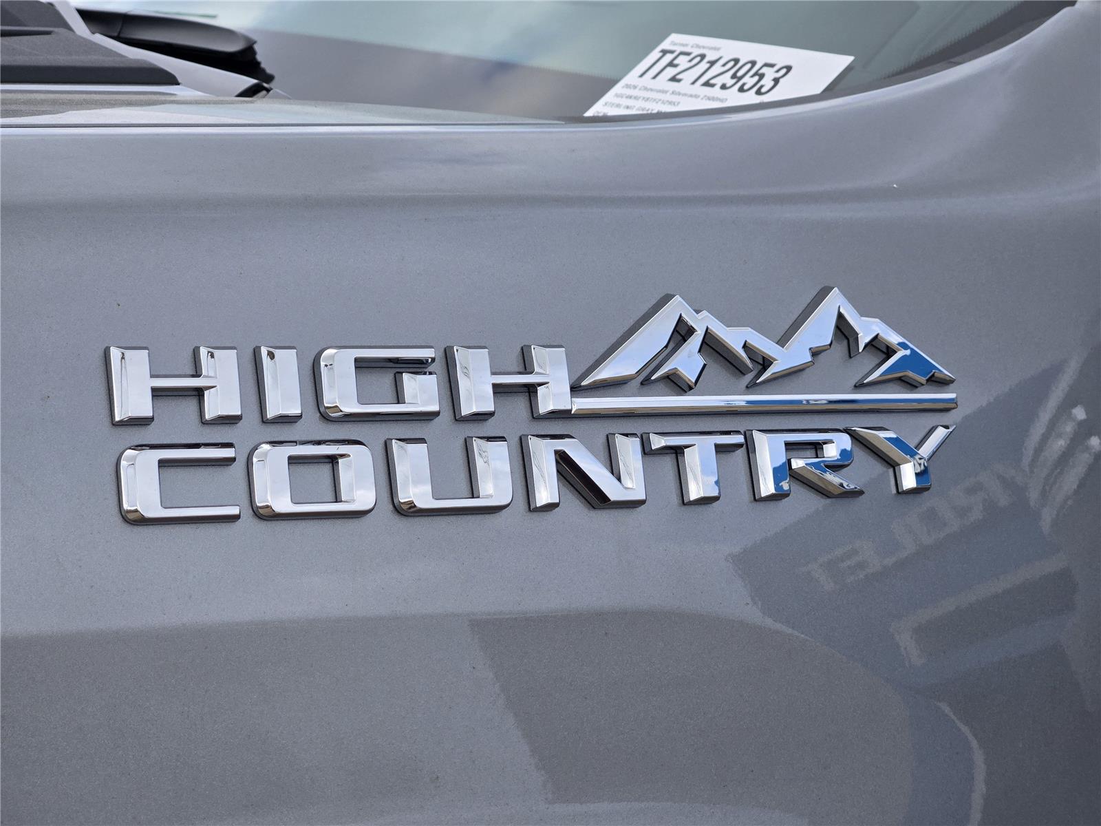 2026 Chevrolet Silverado 2500HD High Country - 8