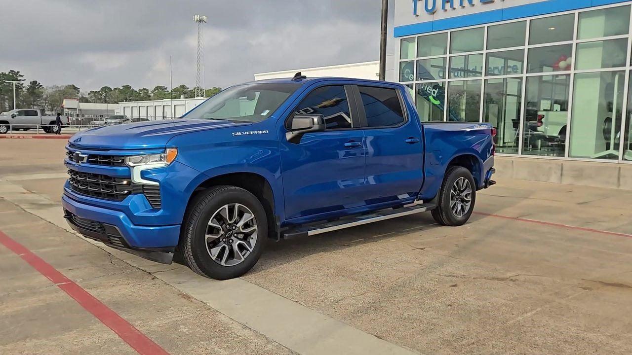 2022 Chevrolet Silverado 1500 RST - 3