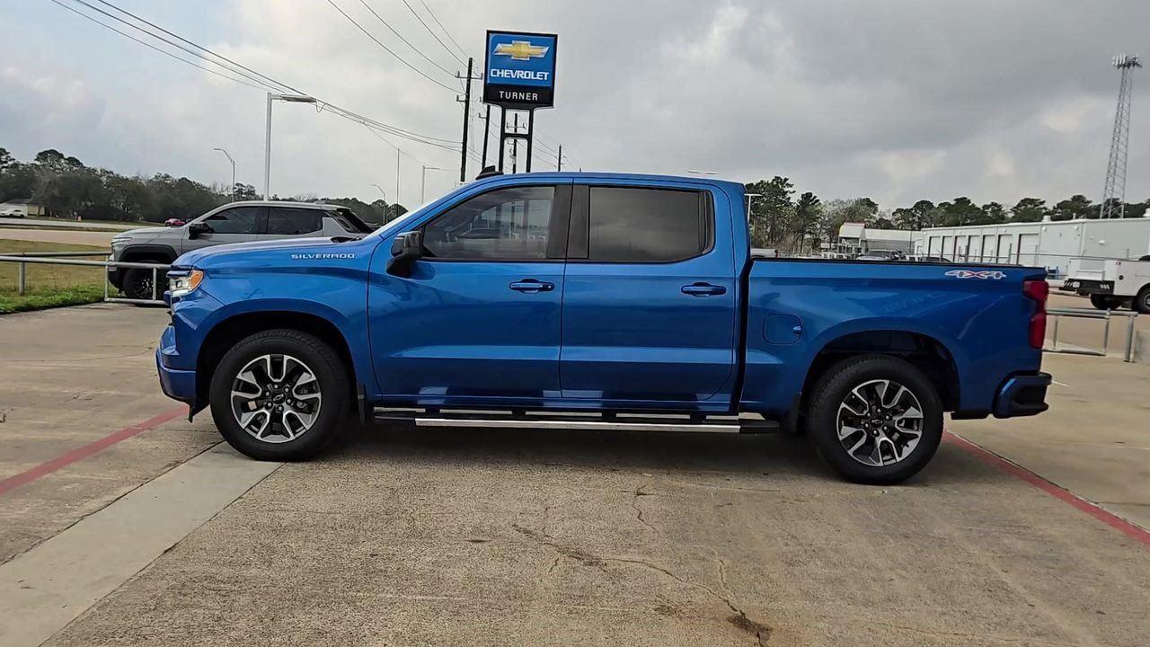 2022 Chevrolet Silverado 1500 RST - 4