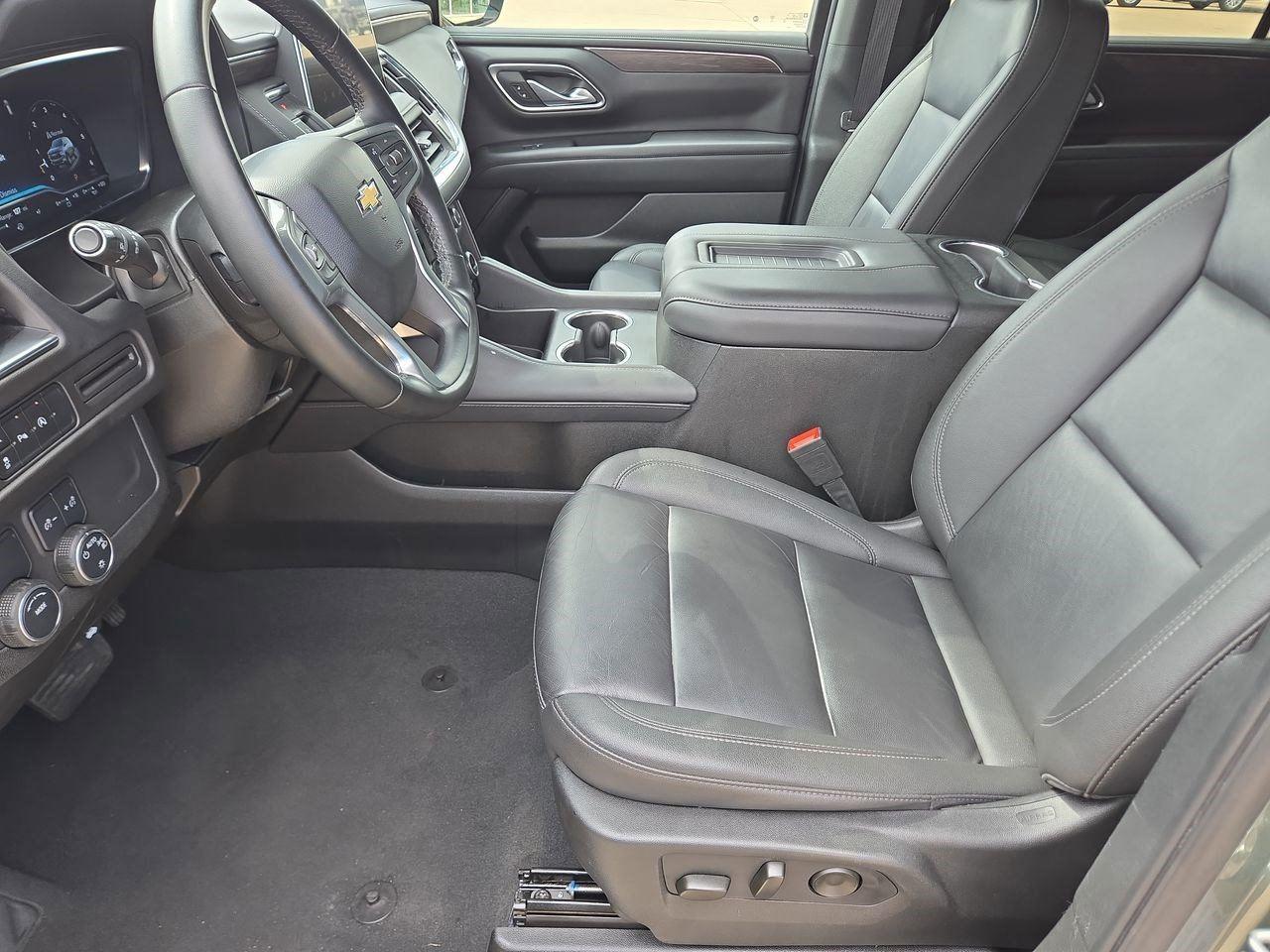 2024 Chevrolet Suburban LT - 10