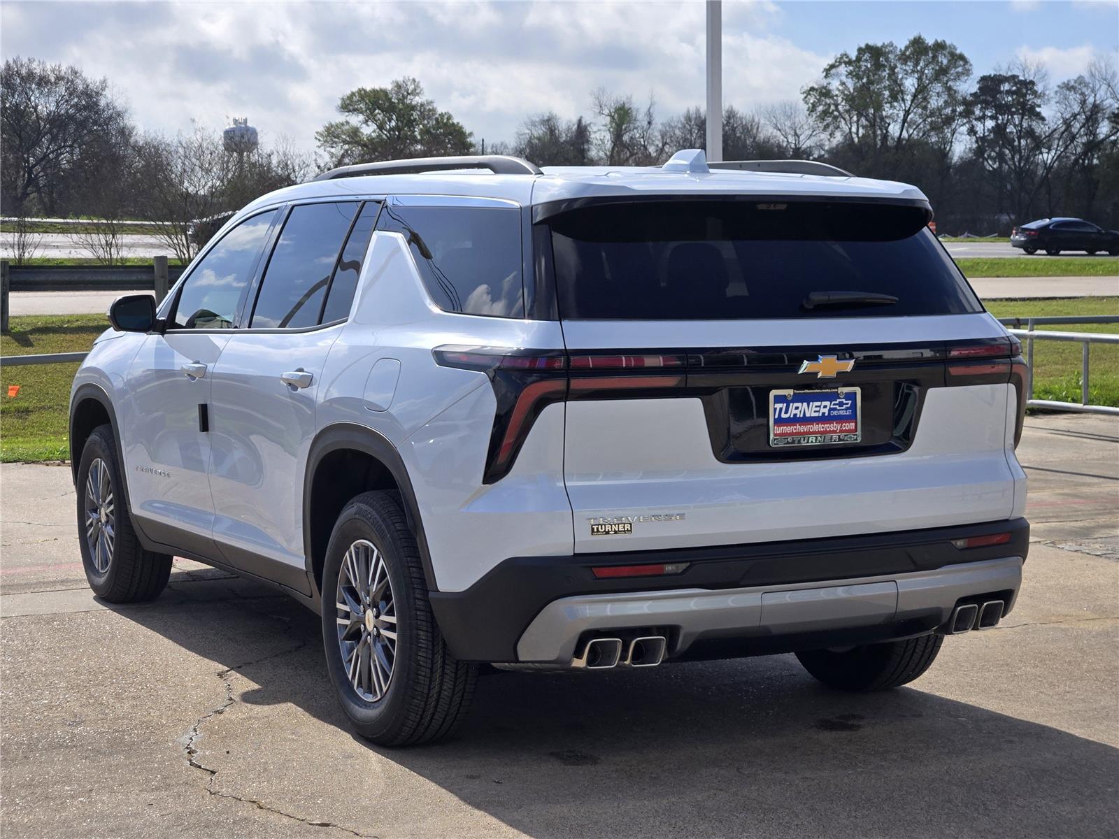 2026 Chevrolet Traverse FWD LT at Turner Chevrolet
