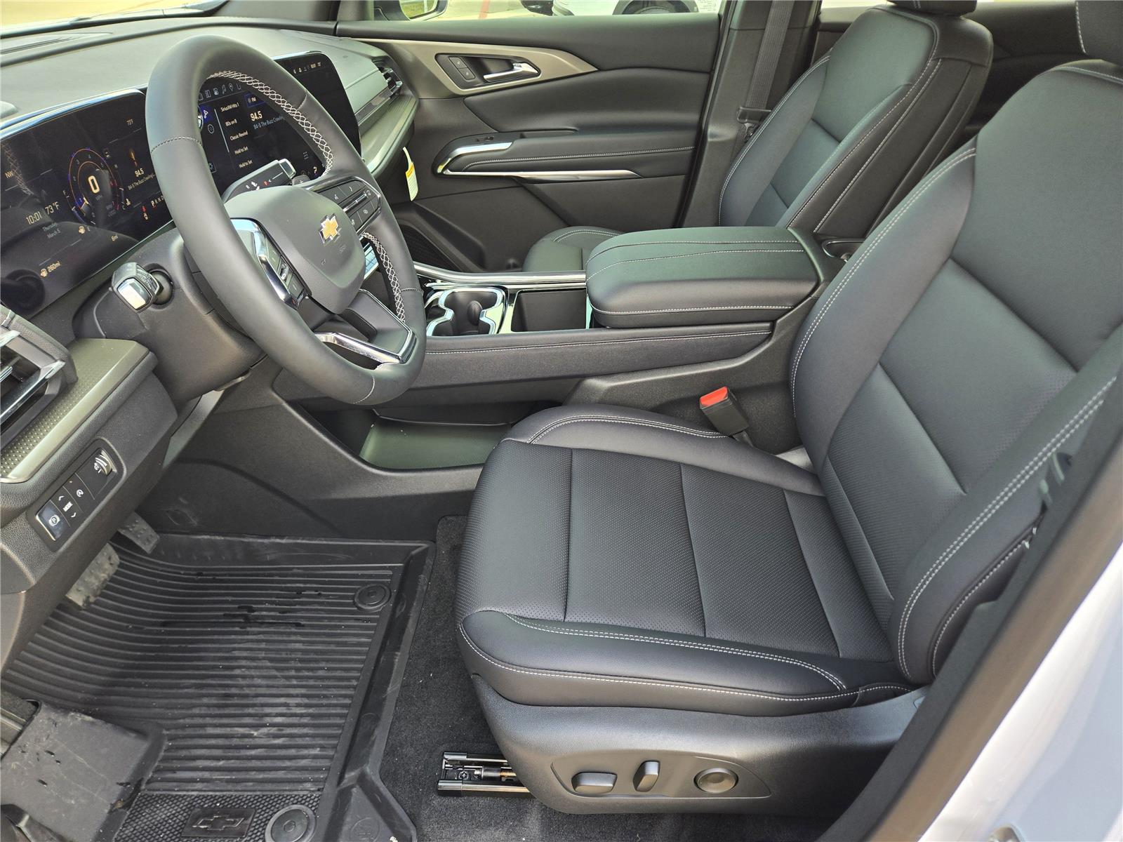 2026 Chevrolet Traverse FWD LT at Turner Chevrolet