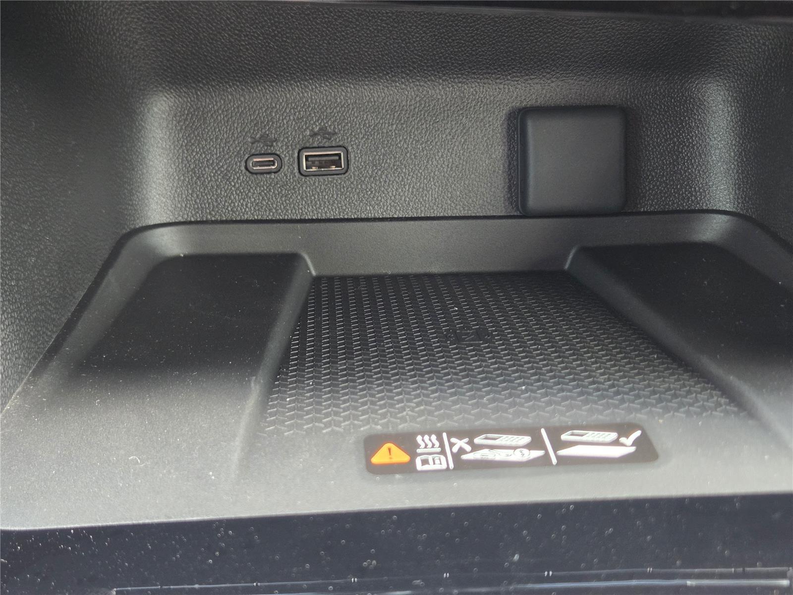 2026 Chevrolet Traverse FWD LT at Turner Chevrolet