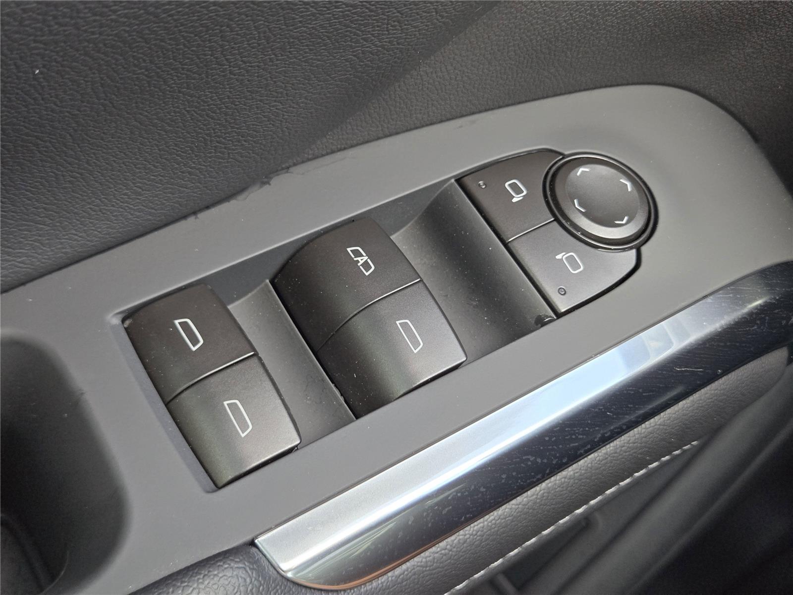 2026 Chevrolet Traverse FWD LT at Turner Chevrolet