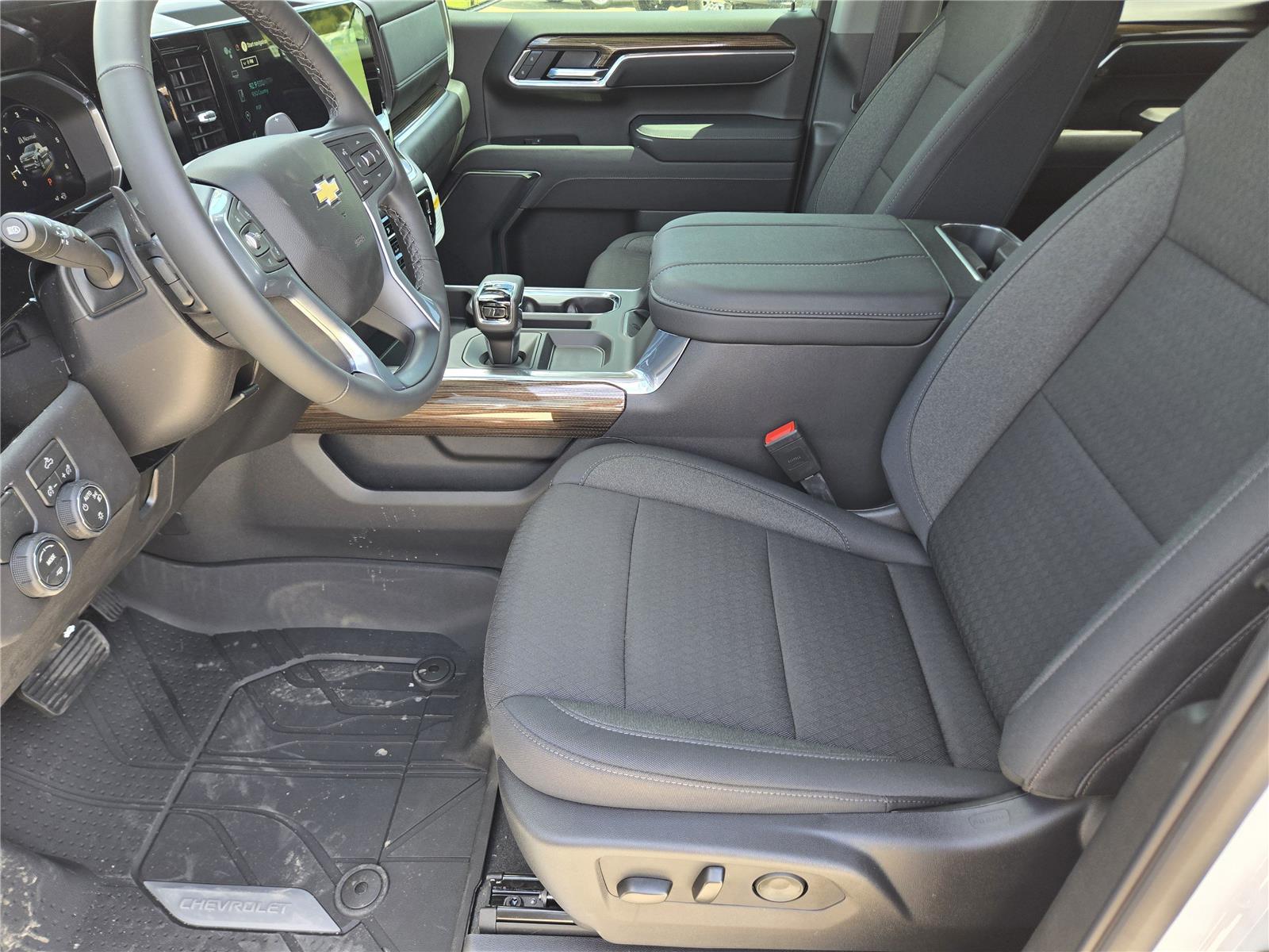 2026 Chevrolet Silverado 1500 LT - 11