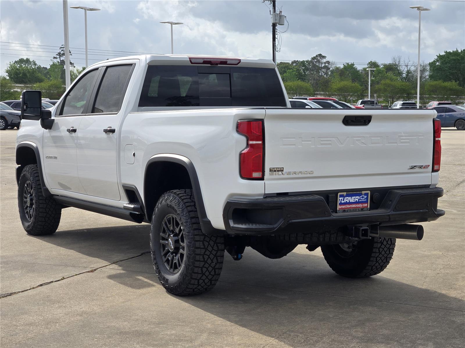 View vehicle photo 6