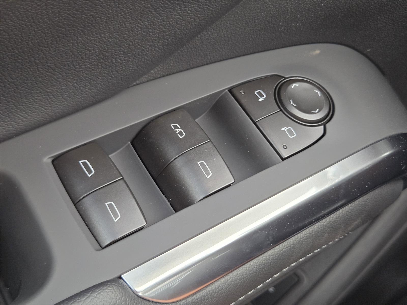 2026 Chevrolet Traverse FWD LT at Turner Chevrolet