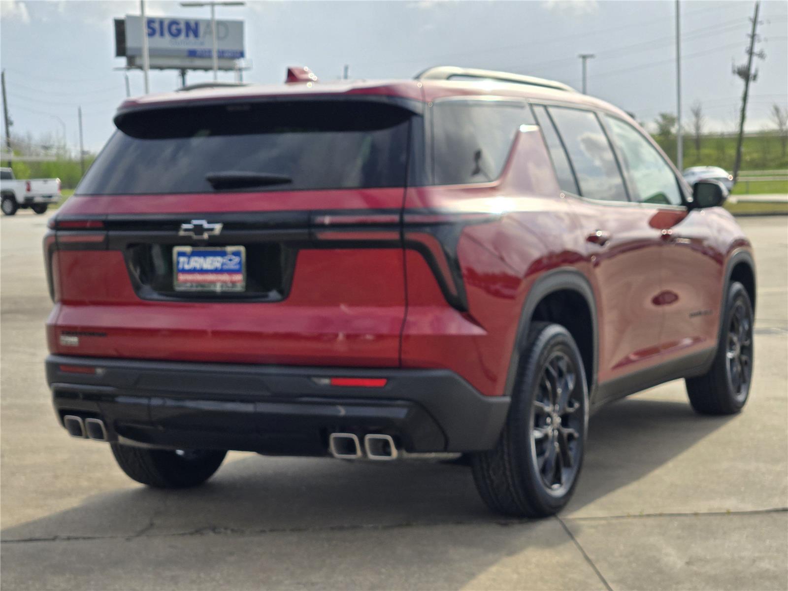 2026 Chevrolet Traverse FWD LT at Turner Chevrolet