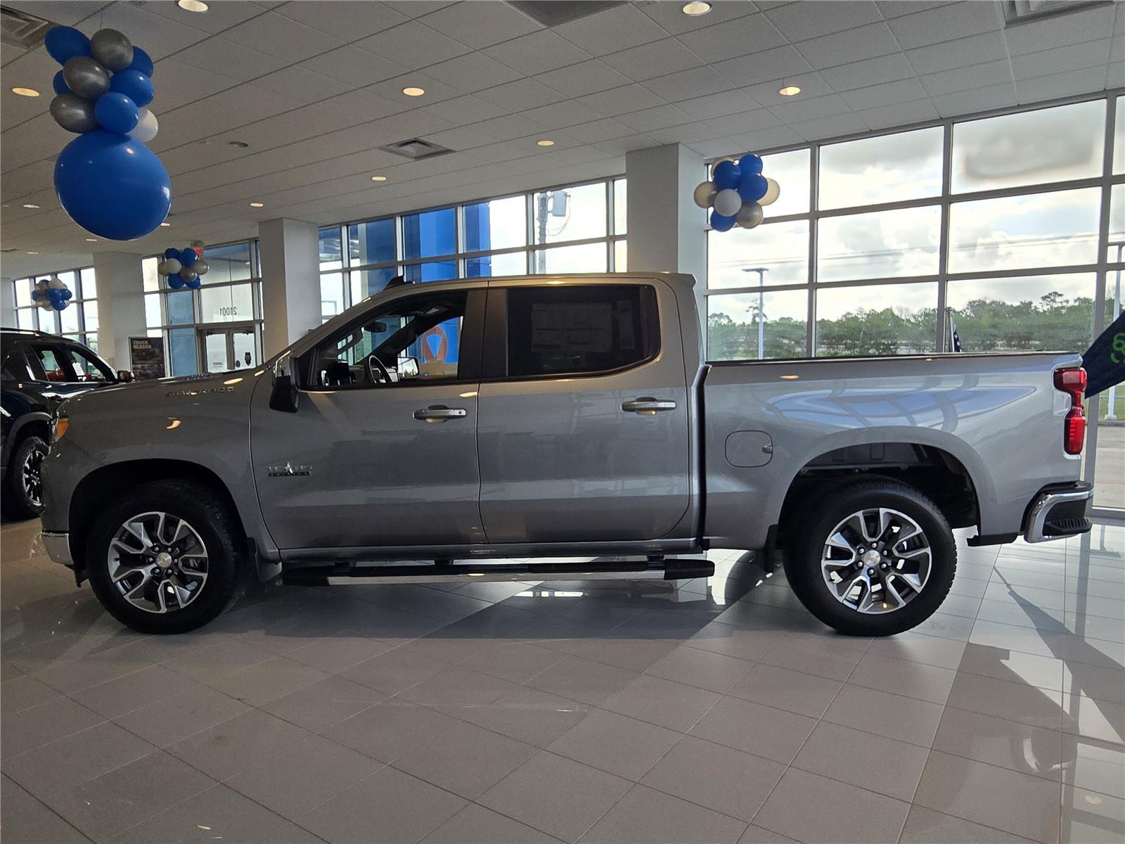 2026 Chevrolet Silverado 1500 LT - 6