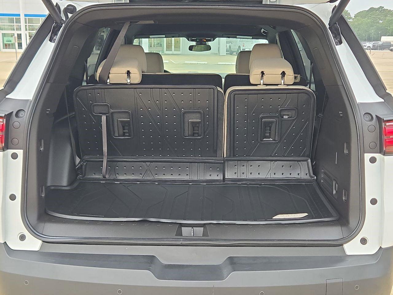 2023 Chevrolet Traverse LT Cloth at Friendly Ford Crosby