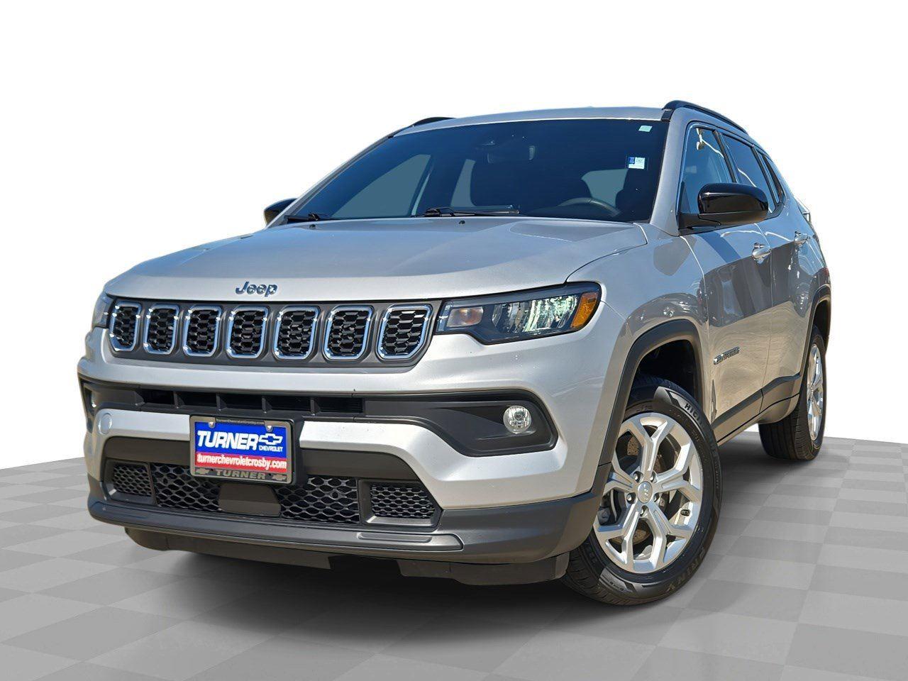 Silver Zynith Metallic Clearcoat 2024 Jeep Compass Latitude 4WD SUV / Crossover Four-Wheel Drive 8-Speed Automatic