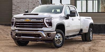 Polar White Tricoat 2026 Chevrolet Silverado 3500HD High Country Crew Cab 4WD Pickup Truck Four-Wheel Drive Automatic
