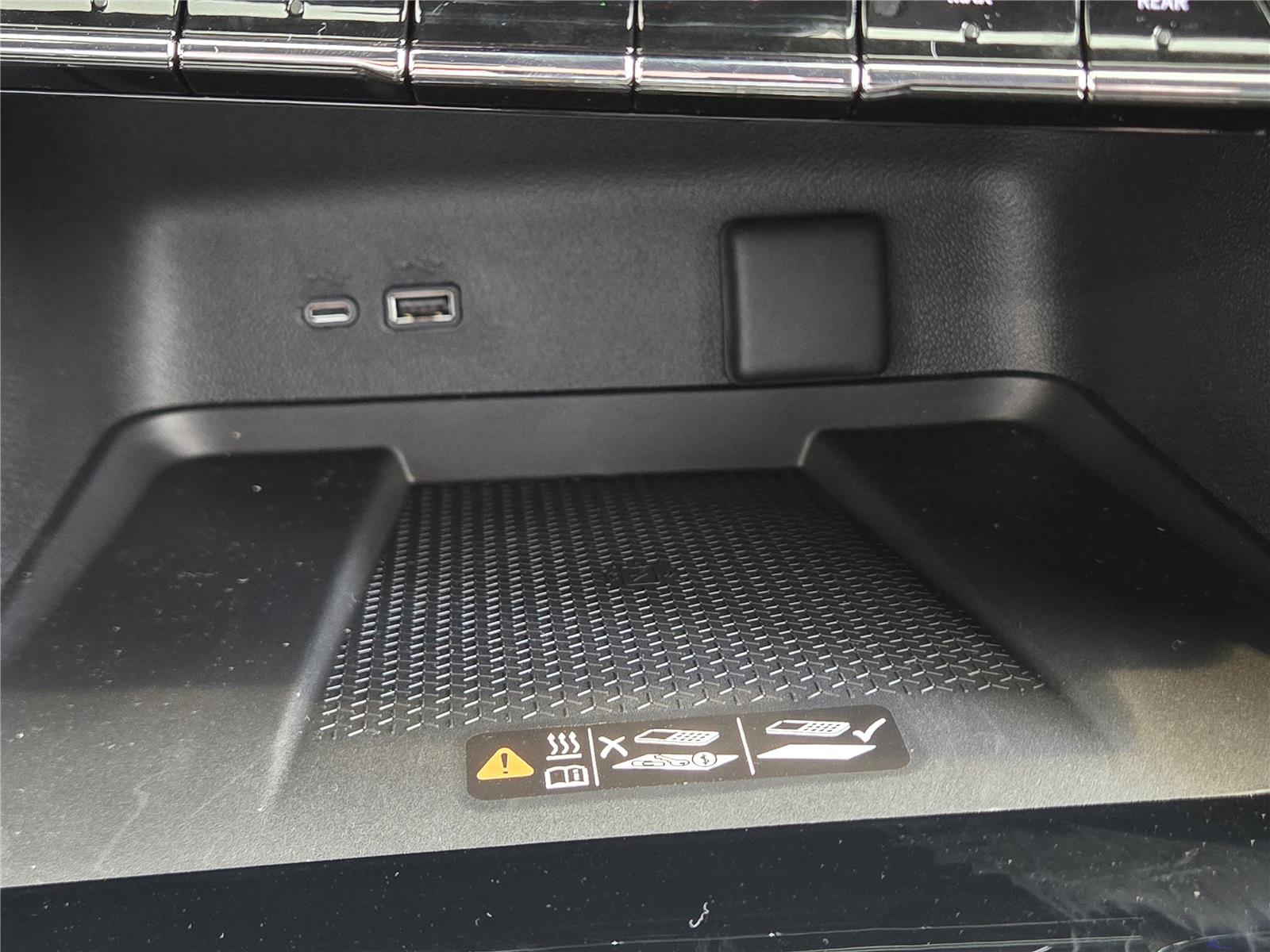 2026 Chevrolet Traverse FWD LT at Turner Chevrolet