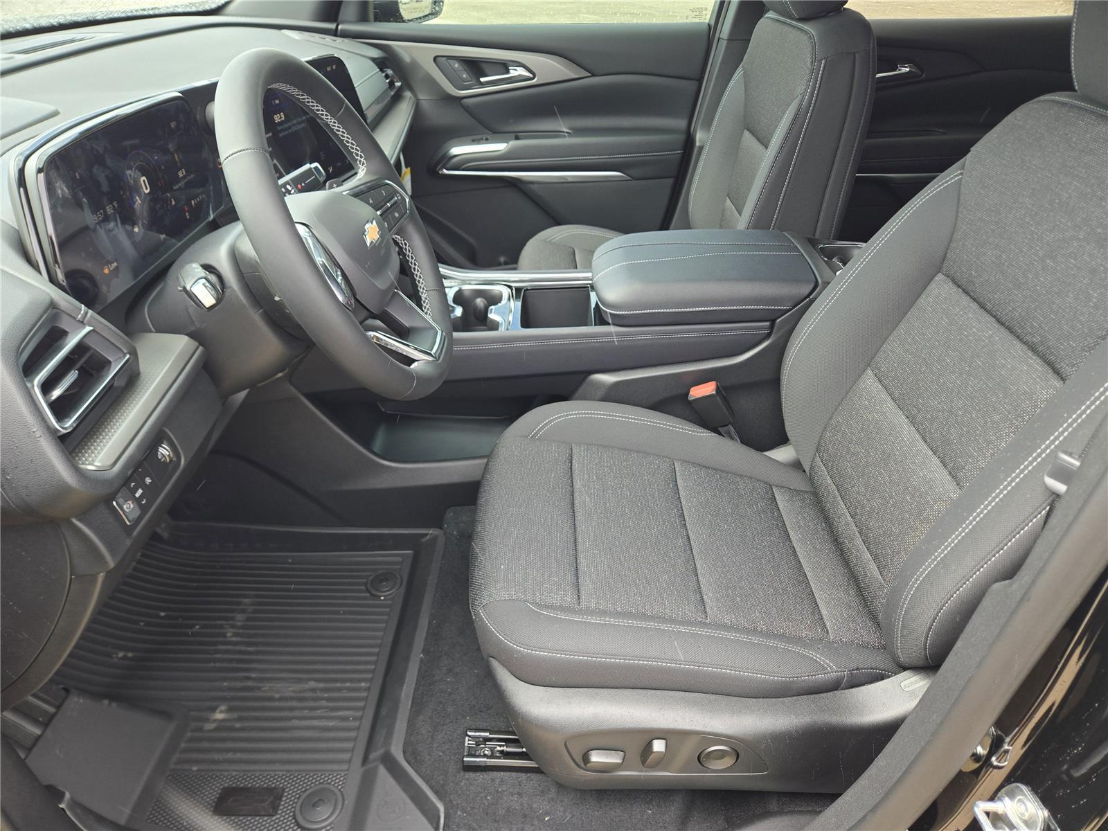 2026 Chevrolet Traverse FWD LT at Turner Chevrolet