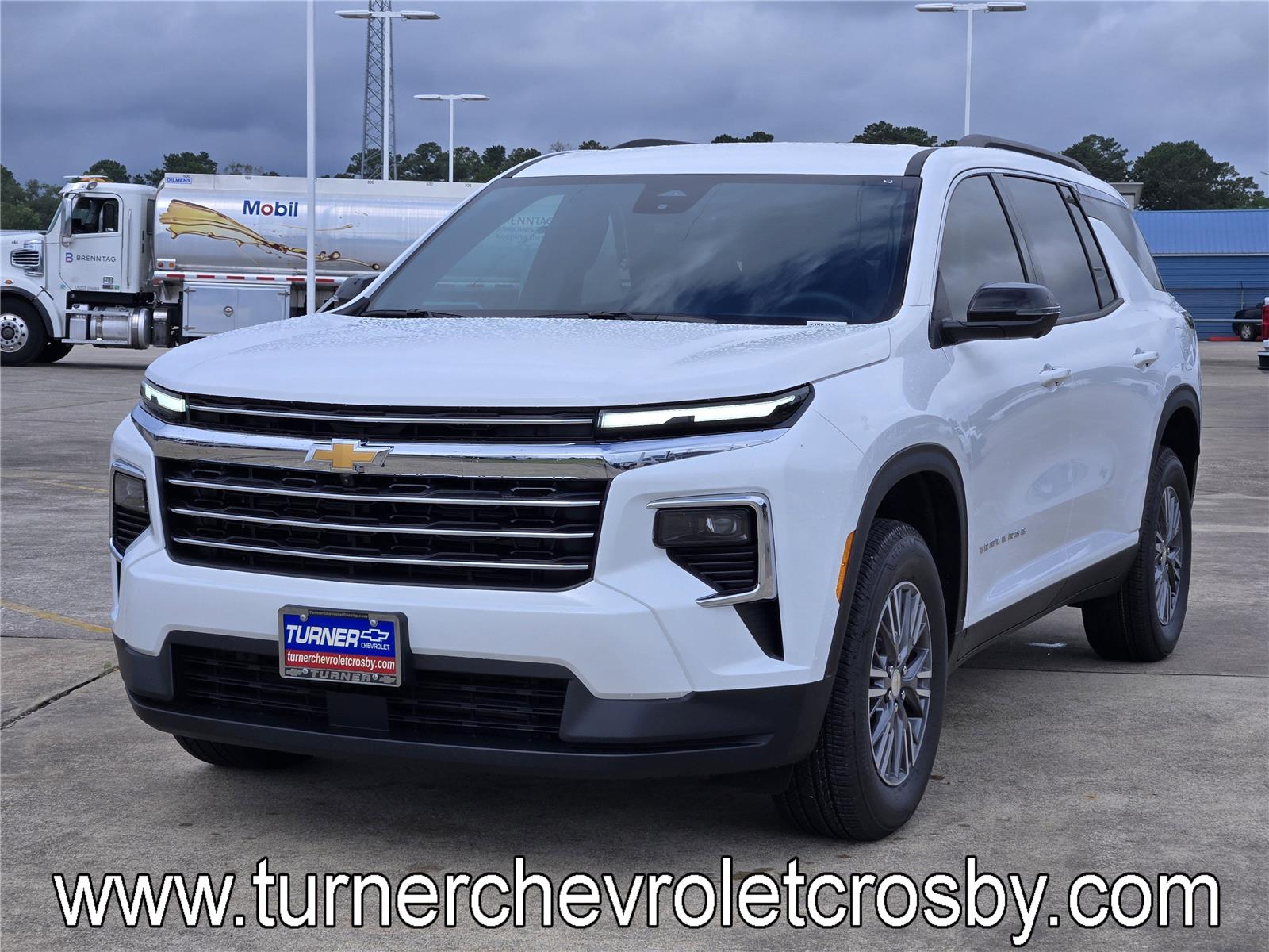 2026 Chevrolet Traverse FWD LT at Turner Chevrolet