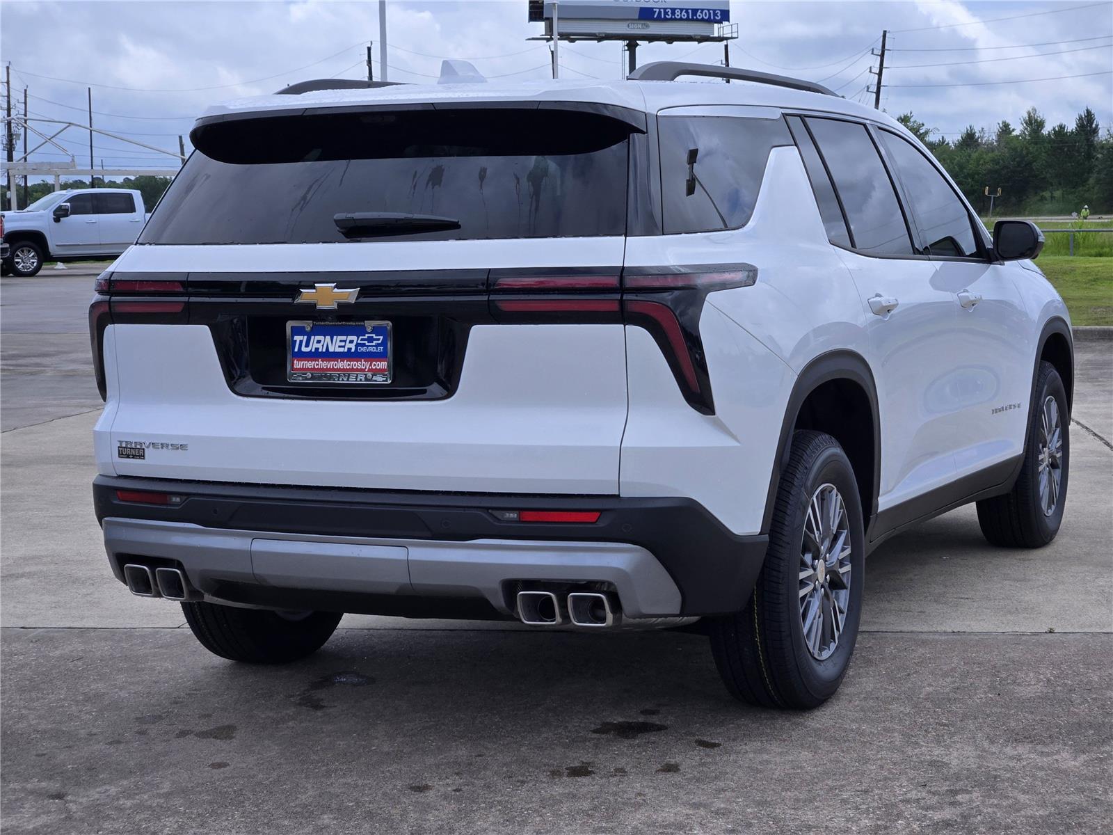 2026 Chevrolet Traverse FWD LT at Turner Chevrolet