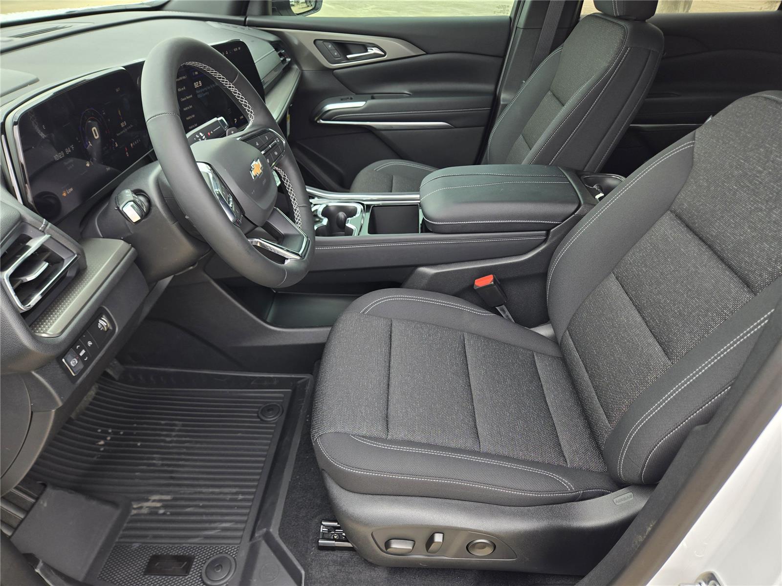 2026 Chevrolet Traverse FWD LT at Turner Chevrolet