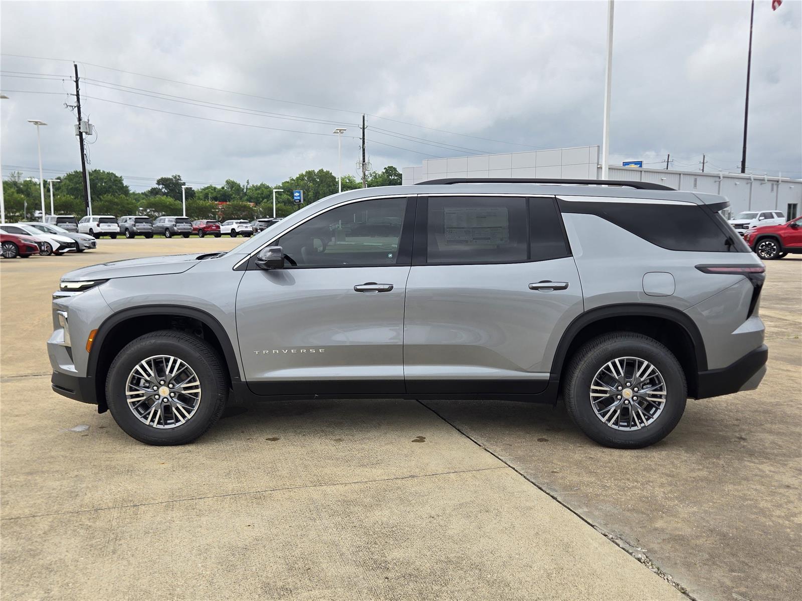 2026 Chevrolet Traverse FWD LT at Turner Chevrolet