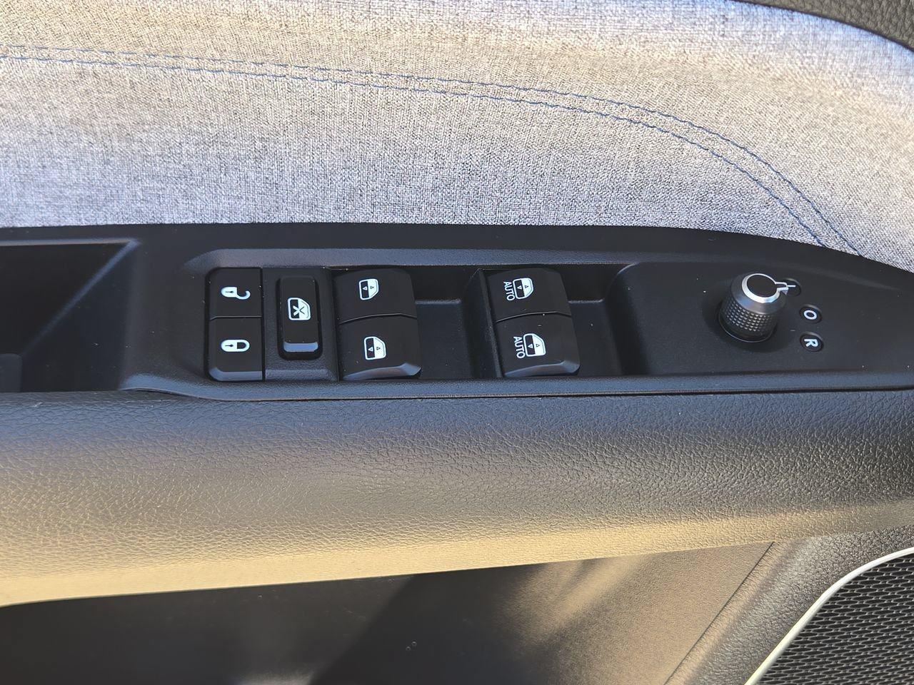 2024 Jeep Compass Latitude at Sterling McCall Nissan