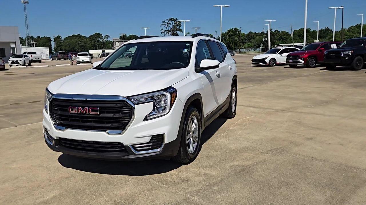 2023 GMC Terrain SLE - 2