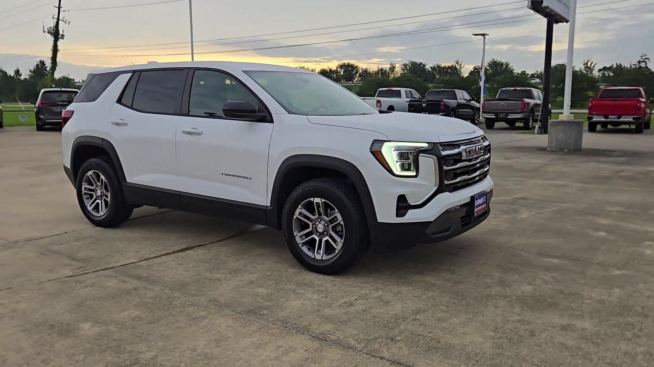 2026 GMC Terrain FWD Elevation - 1