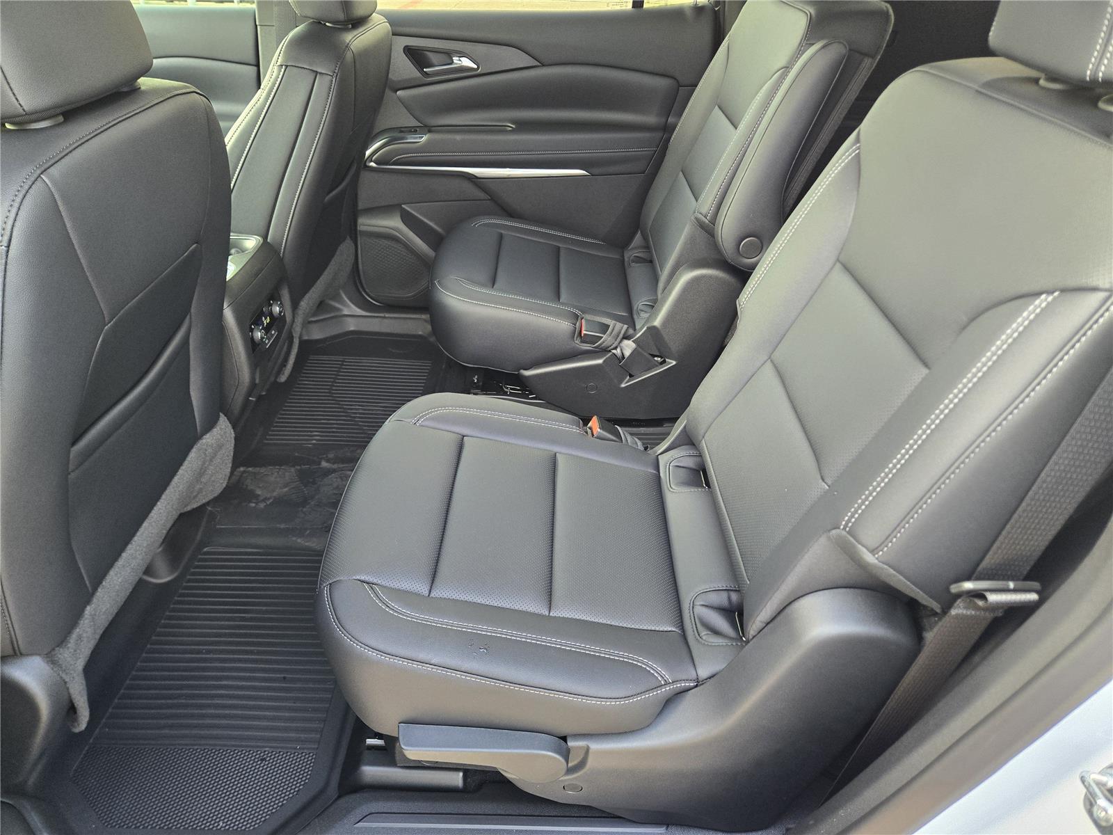 2026 Chevrolet Traverse FWD LT at Turner Chevrolet