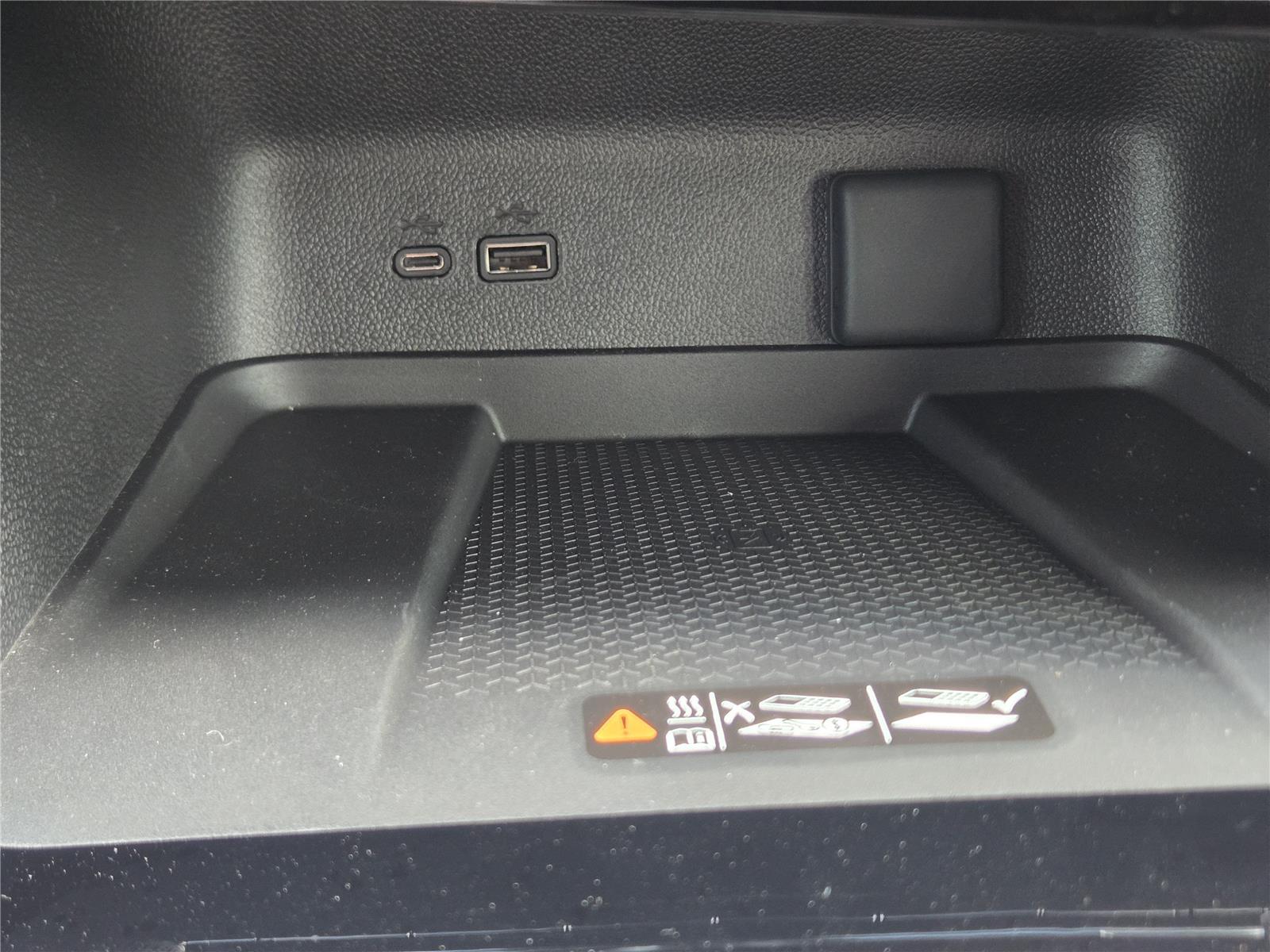 2026 Chevrolet Traverse FWD LT at Turner Chevrolet