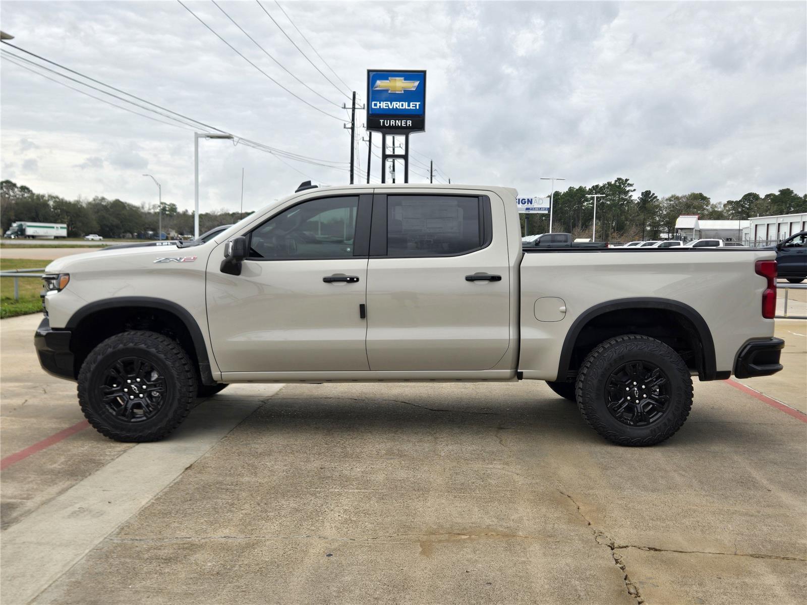 2026 Chevrolet Silverado 1500 ZR2 - 6