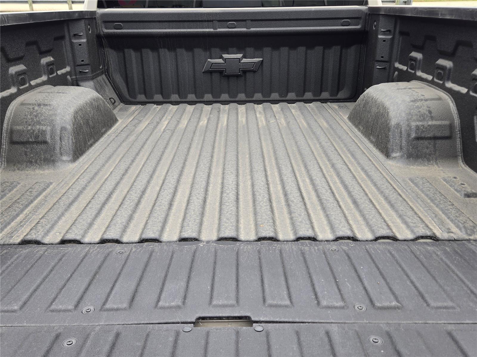 2026 Chevrolet Silverado 1500 ZR2 - 9