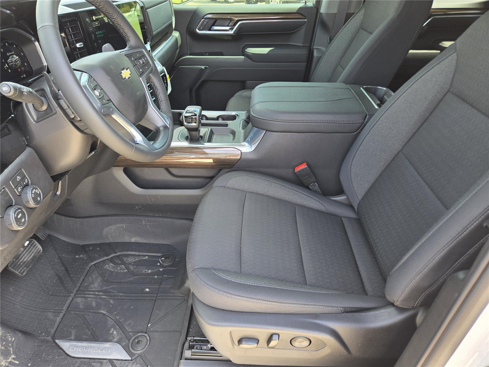 2026 Chevrolet Silverado 1500 LT - 11