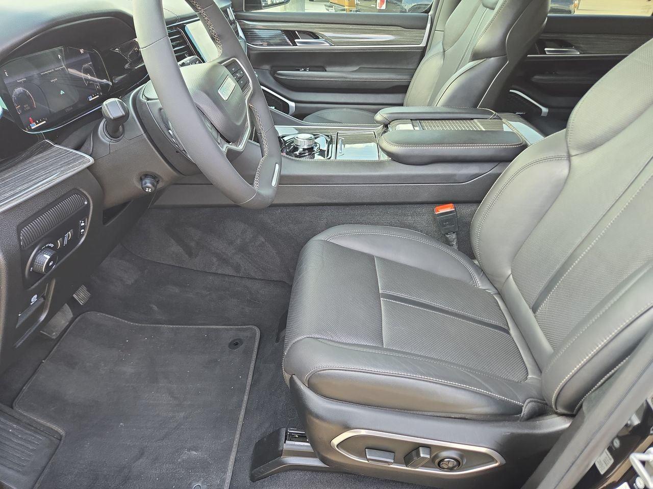 2022 Jeep Wagoneer Series III at Honda of Clear Lake