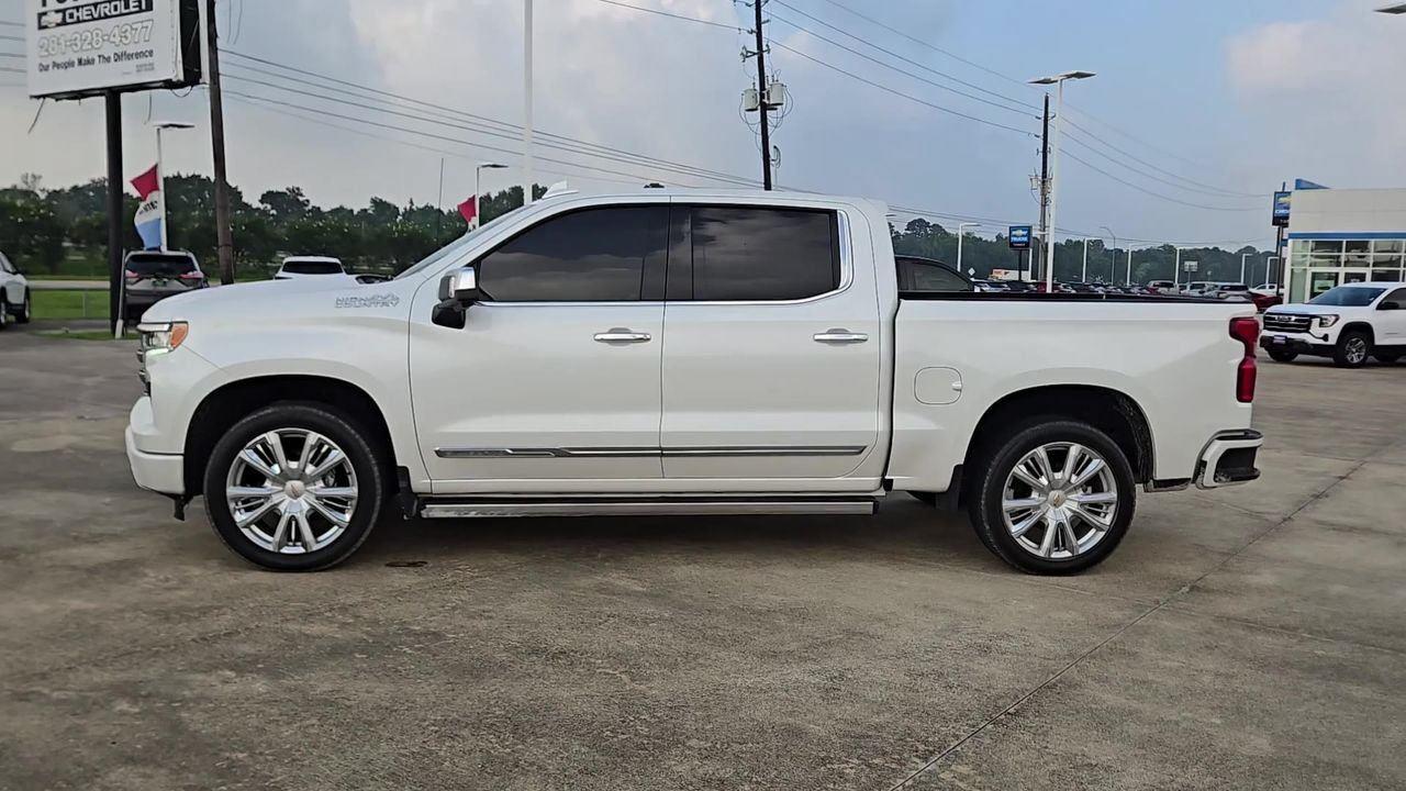 2025 Chevrolet Silverado 1500 High Country - 4