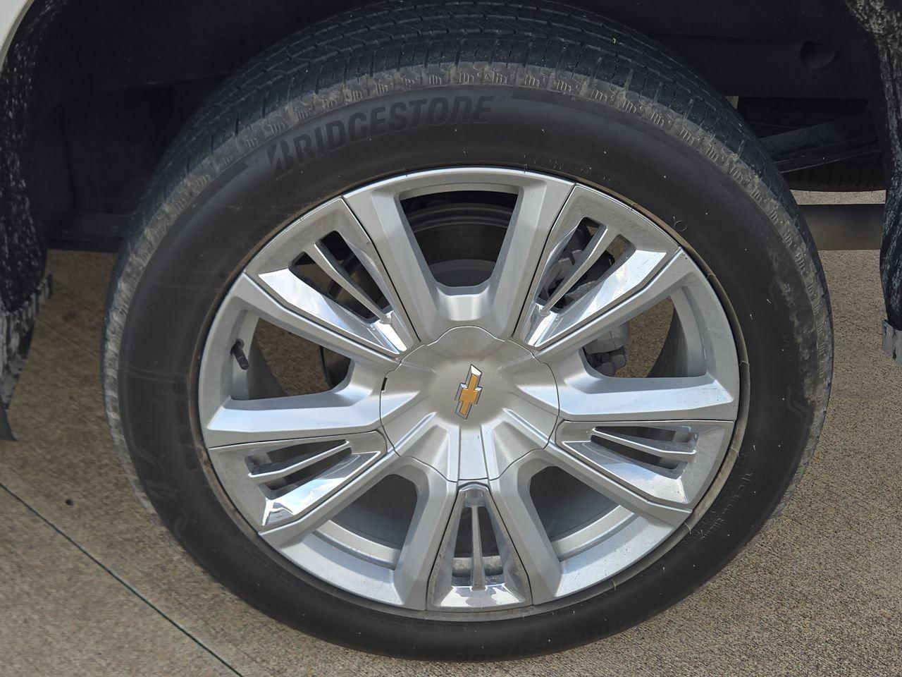 2025 Chevrolet Silverado 1500 High Country - 9