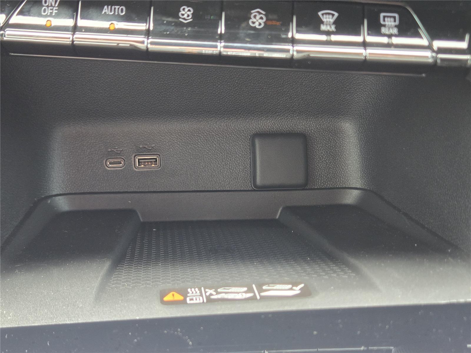 2026 Chevrolet Traverse FWD LT at Turner Chevrolet