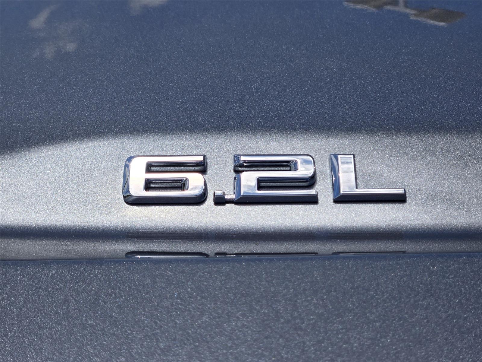 2026 Chevrolet Silverado 1500 High Country - 8