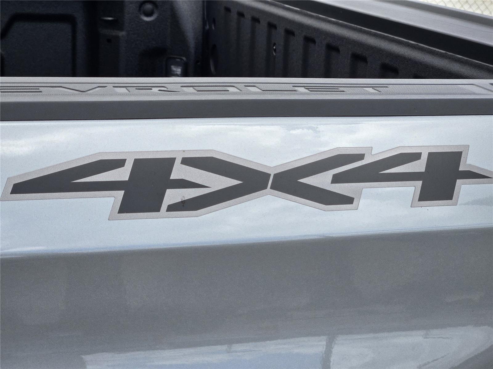 2026 Chevrolet Silverado 1500 RST - 8