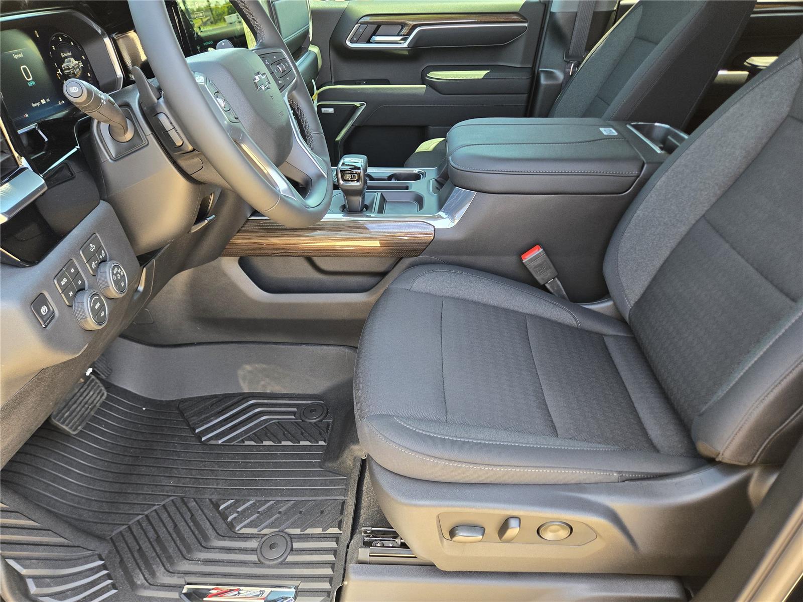 2026 Chevrolet Silverado 1500 RST - 11