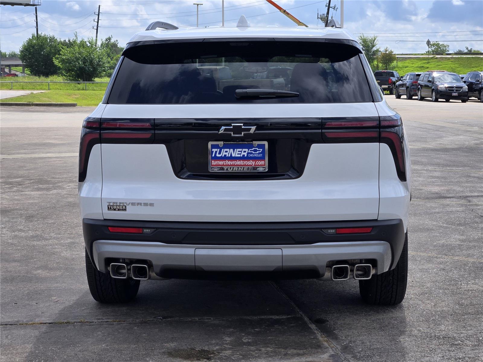 2026 Chevrolet Traverse FWD LT at Turner Chevrolet
