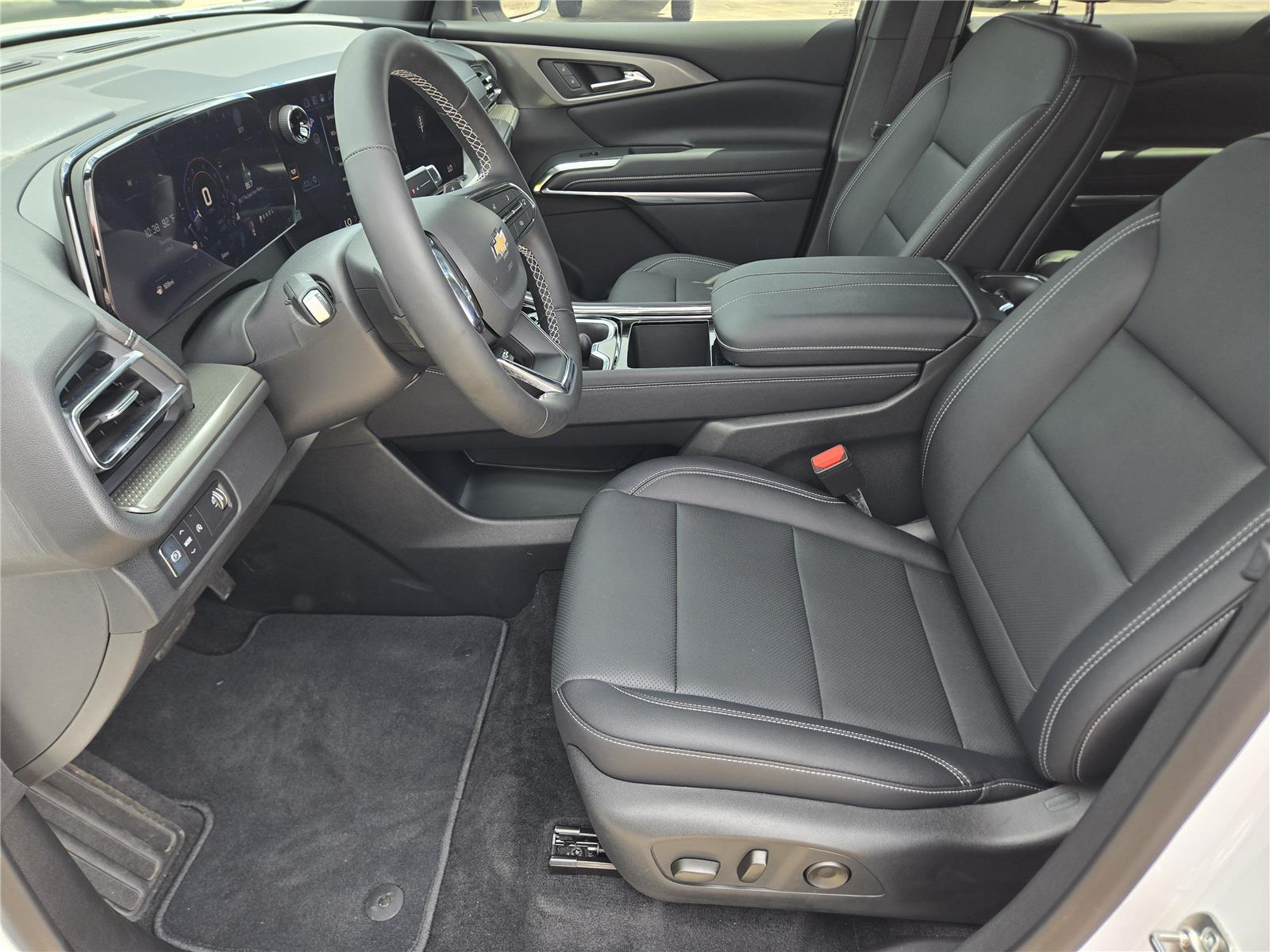 2026 Chevrolet Traverse FWD LT at Turner Chevrolet