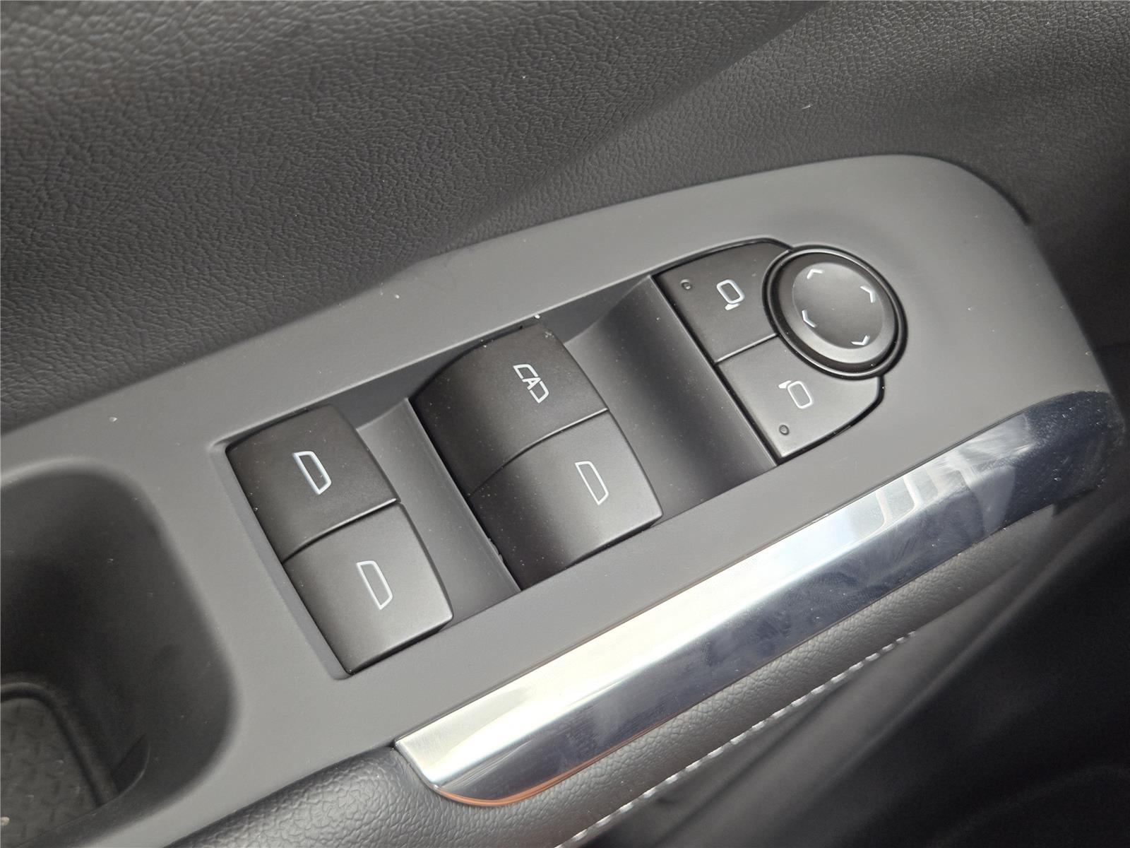 2026 Chevrolet Traverse FWD LT at Turner Chevrolet