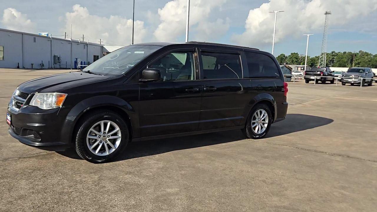 2016 Dodge Grand Caravan SXT - 3