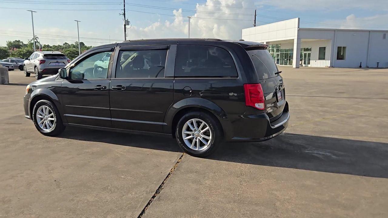 2016 Dodge Grand Caravan SXT - 5