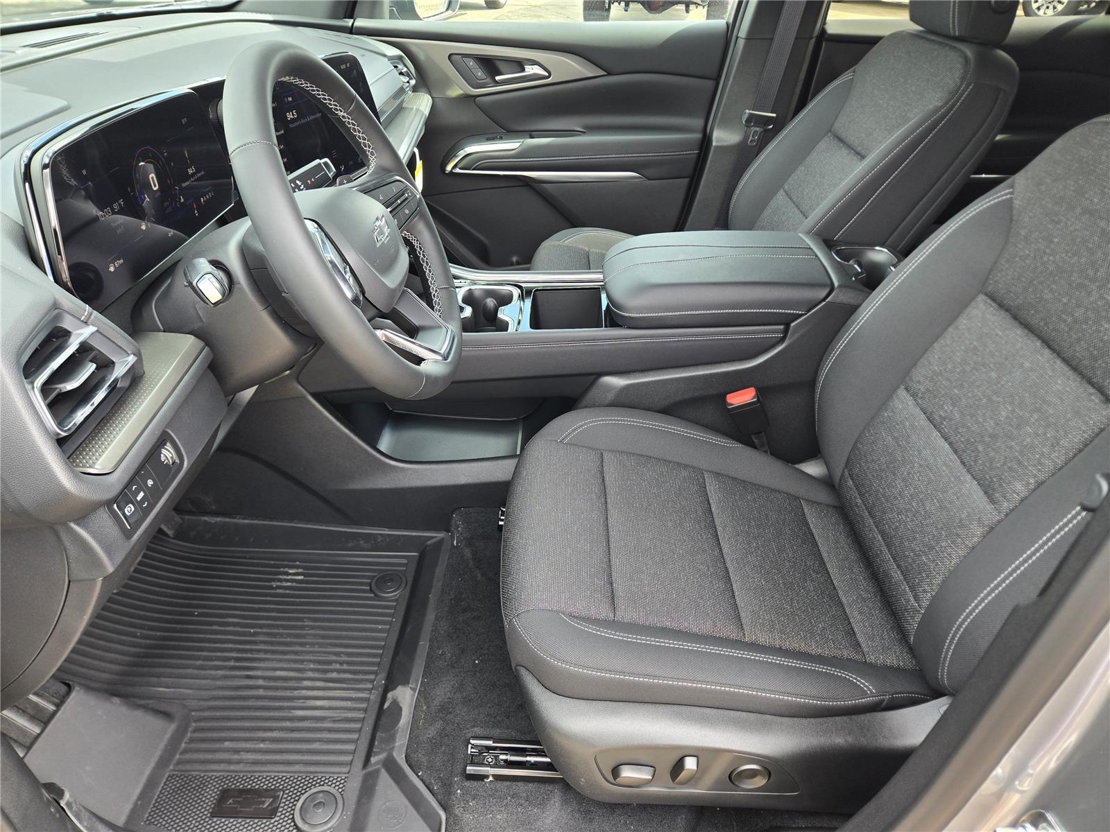 2026 Chevrolet Traverse FWD LT at Turner Chevrolet