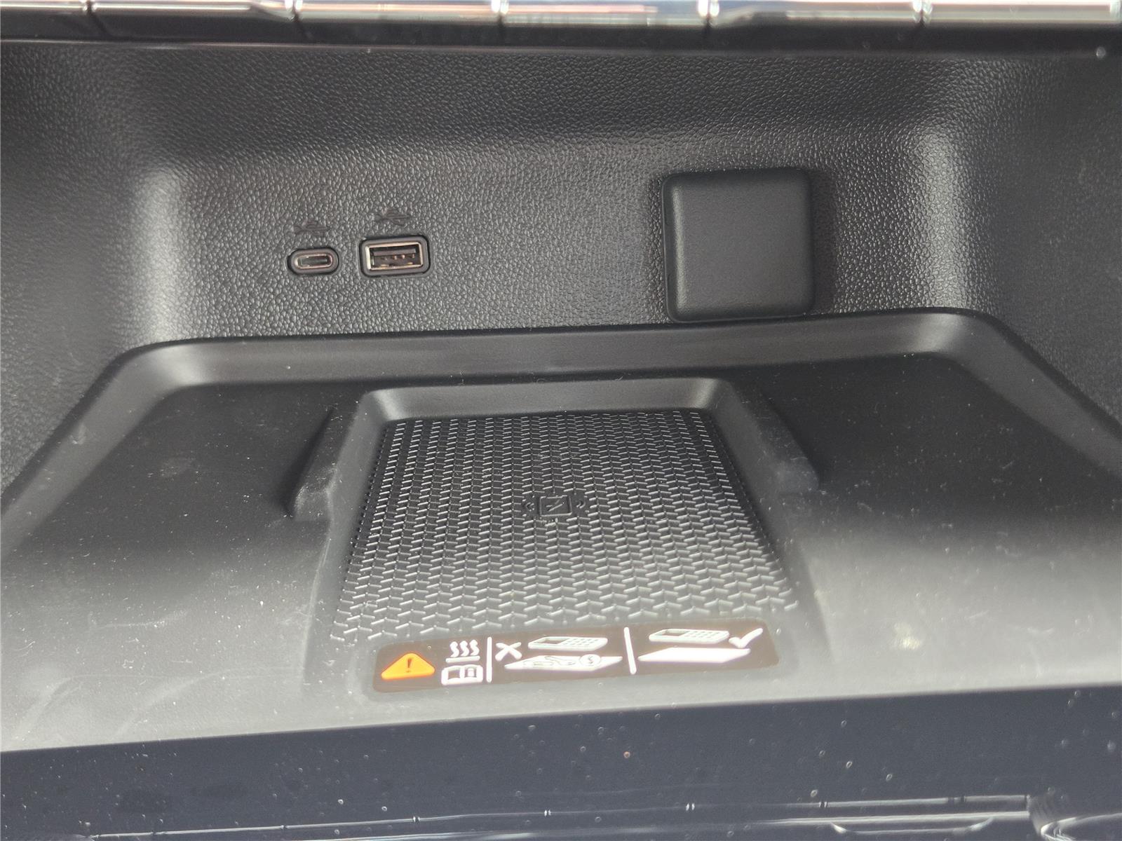 2026 Chevrolet Traverse FWD LT at Turner Chevrolet