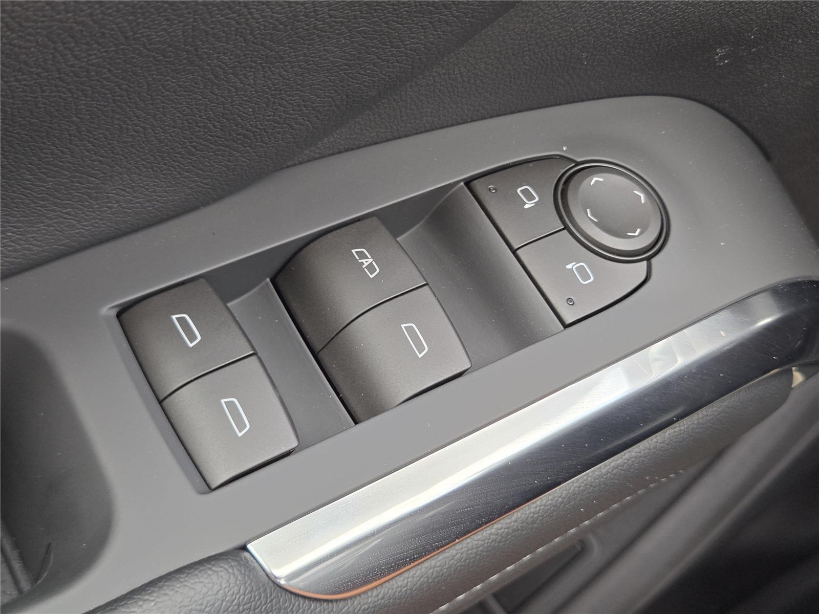 2026 Chevrolet Traverse FWD LT at Turner Chevrolet
