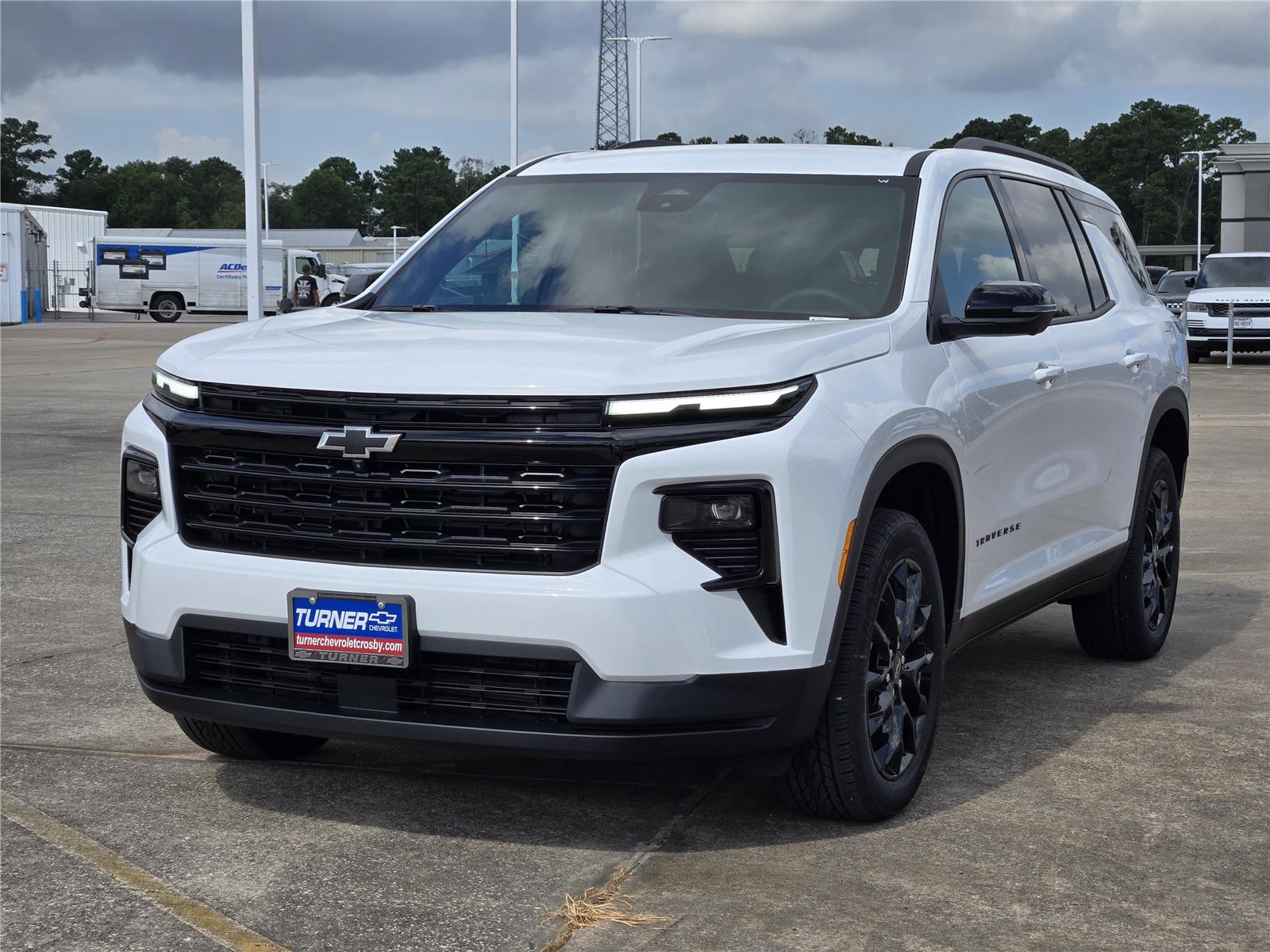 2026 Chevrolet Traverse FWD LT at Turner Chevrolet