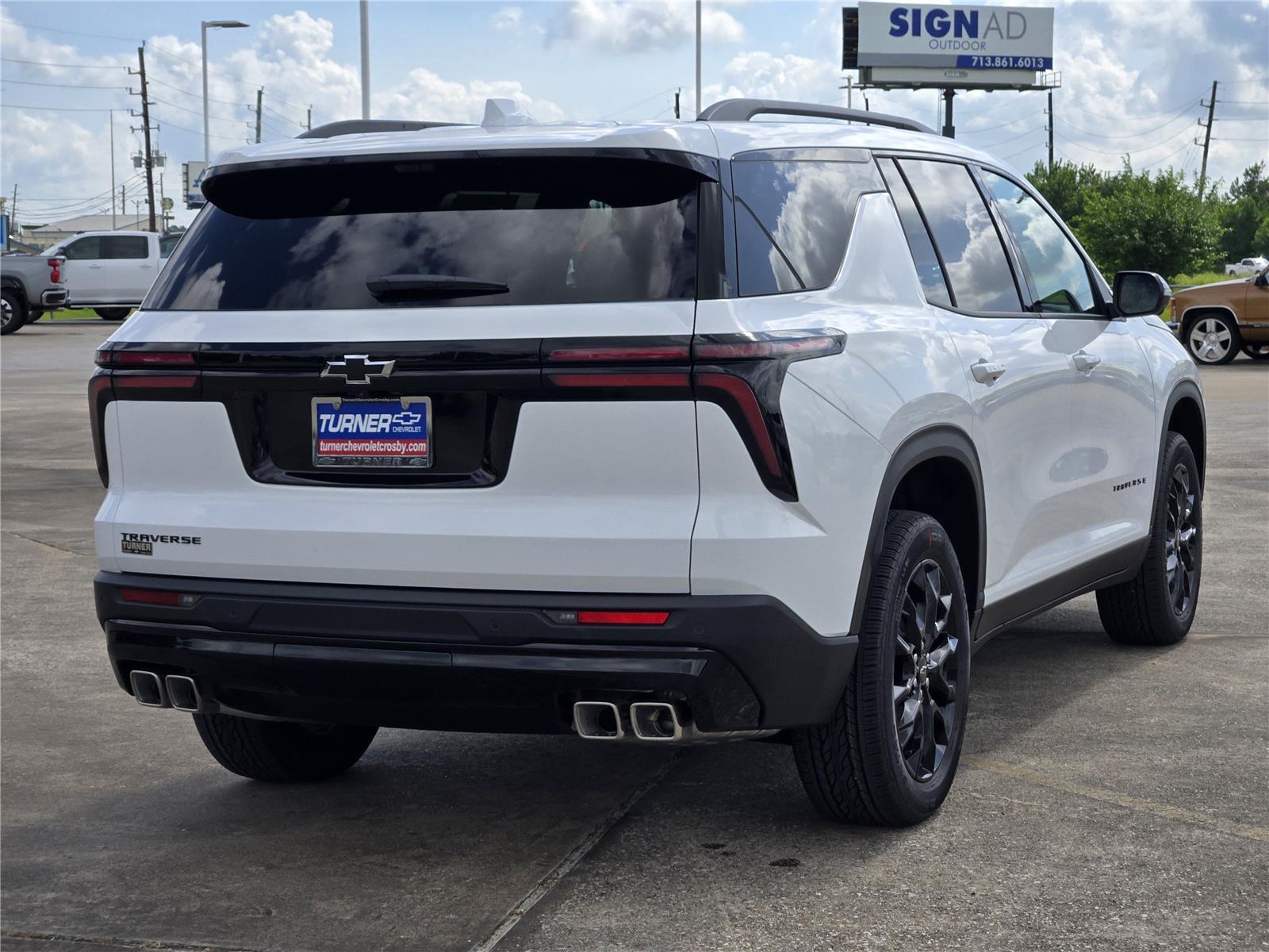 2026 Chevrolet Traverse FWD LT at Turner Chevrolet