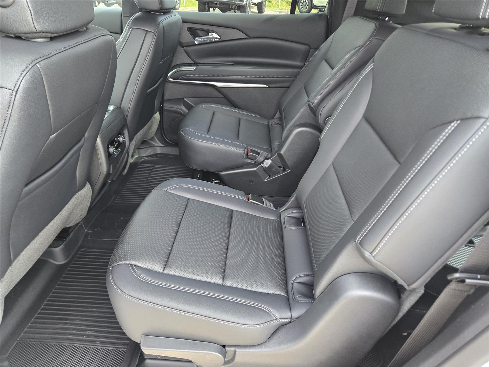 2026 Chevrolet Traverse FWD LT at Turner Chevrolet