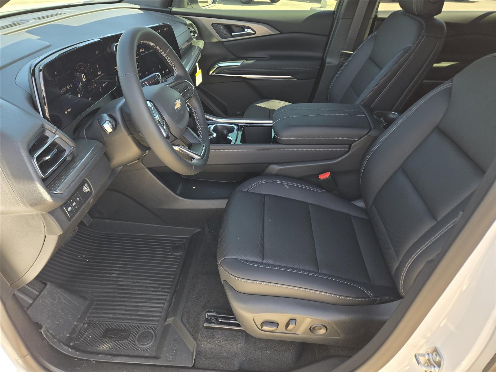 2026 Chevrolet Traverse FWD LT at Turner Chevrolet