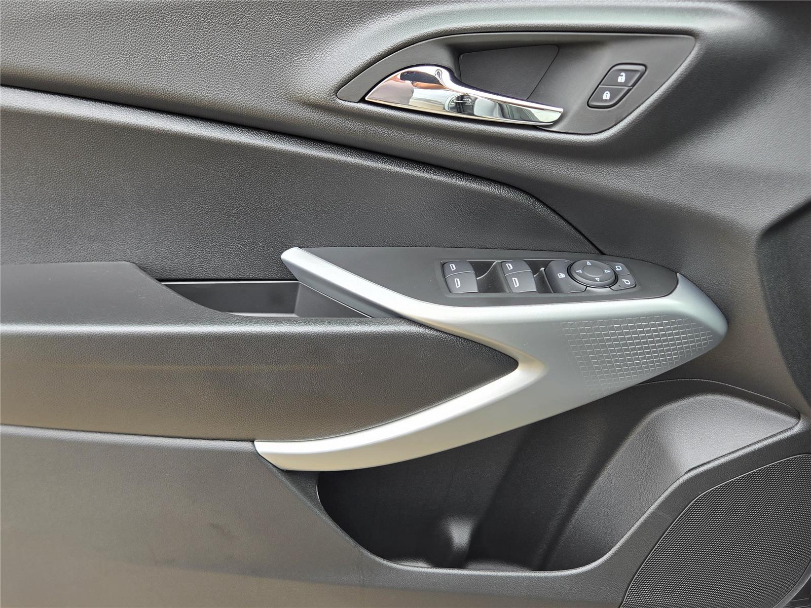 2026 Chevrolet Trax 1RS at Turner Chevrolet